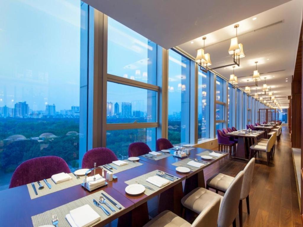 Ming Du Lakeside Hotel หนานหนิง ภายนอก รูปภาพ