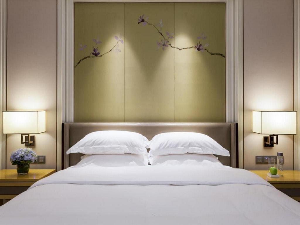 Ming Du Lakeside Hotel หนานหนิง ภายนอก รูปภาพ