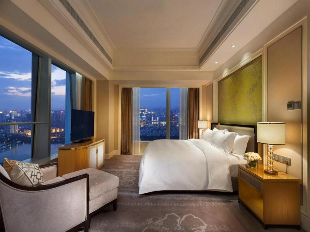 Ming Du Lakeside Hotel หนานหนิง ภายนอก รูปภาพ