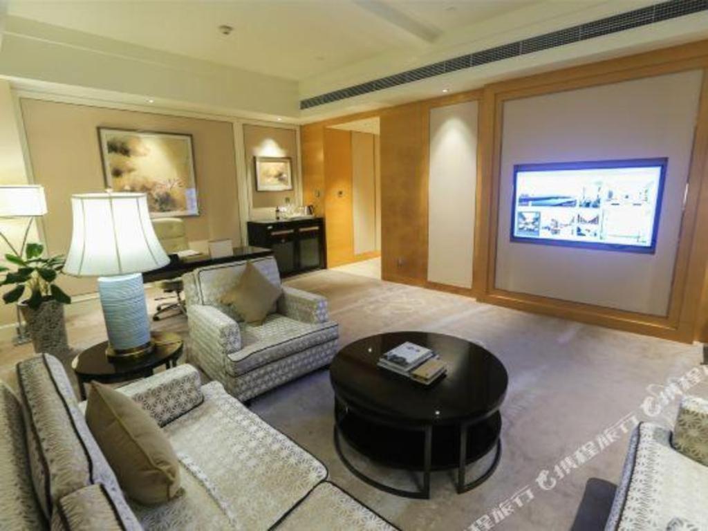 Ming Du Lakeside Hotel หนานหนิง ภายนอก รูปภาพ