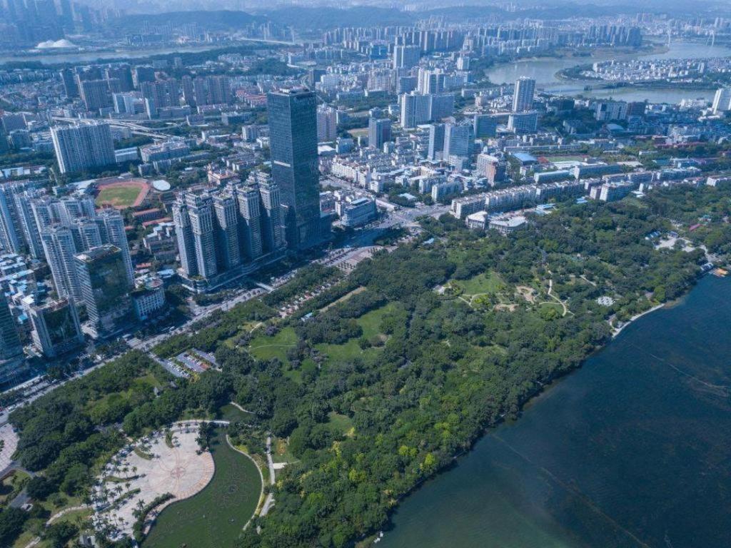 Ming Du Lakeside Hotel หนานหนิง ภายนอก รูปภาพ